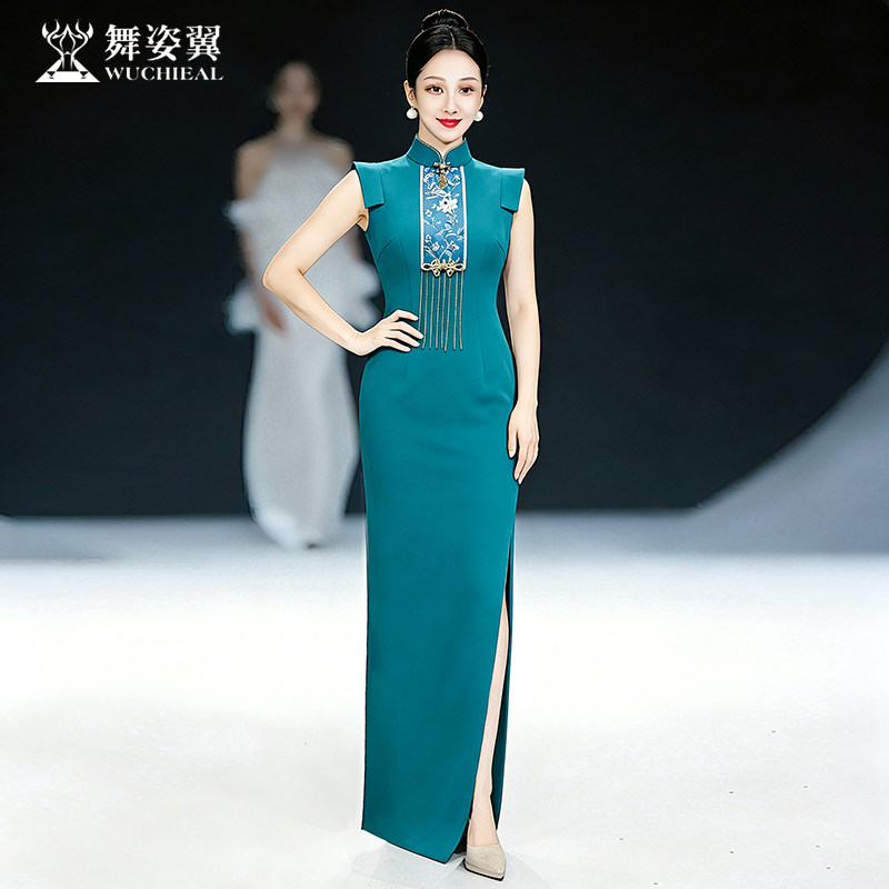 舞姿翼旗袍新中式风中长款优雅现代风简约修身流苏立领传统风