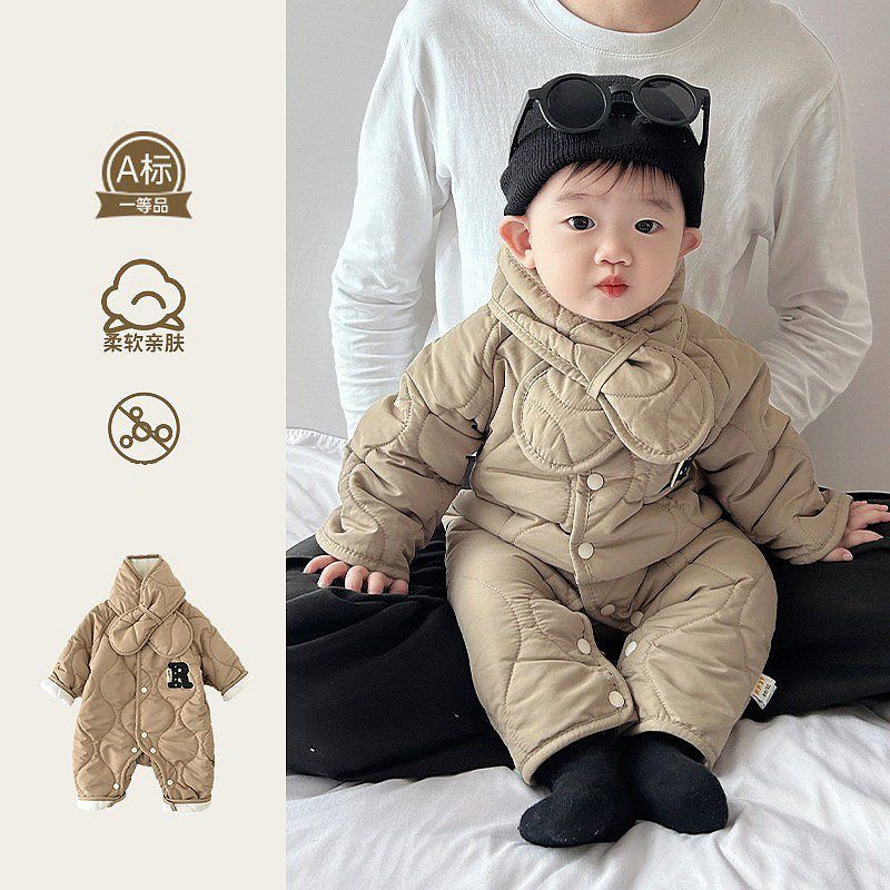 套装带围巾婴儿夹棉连体衣宝宝保暖哈衣加绒加棉服外出爬服秋冬季
