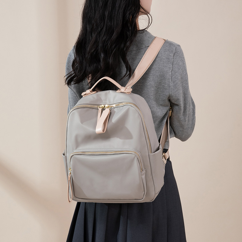 简约休闲大学生书包大容量双肩包
