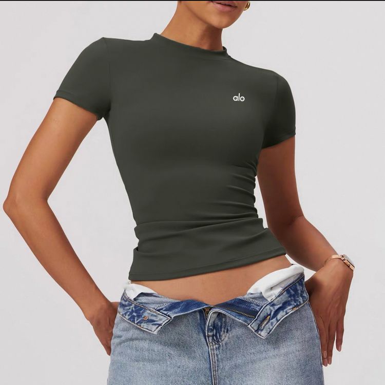 露脐紧身T恤速干跑步运动上衣夏