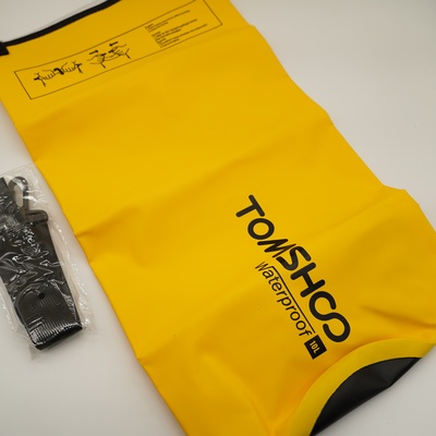 出美亚10L单肩斜挎防水包 漂流溯溪海边游玩衣物收纳袋卷边包