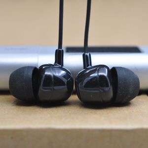 原装入耳式MP3耳机重低音耳塞手机CD电脑IPAD 3.5mm音乐老耳机