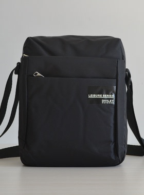 新款专柜正品威豹-迪威丽韩版单肩斜挎包休闲运动旅行男女包16754