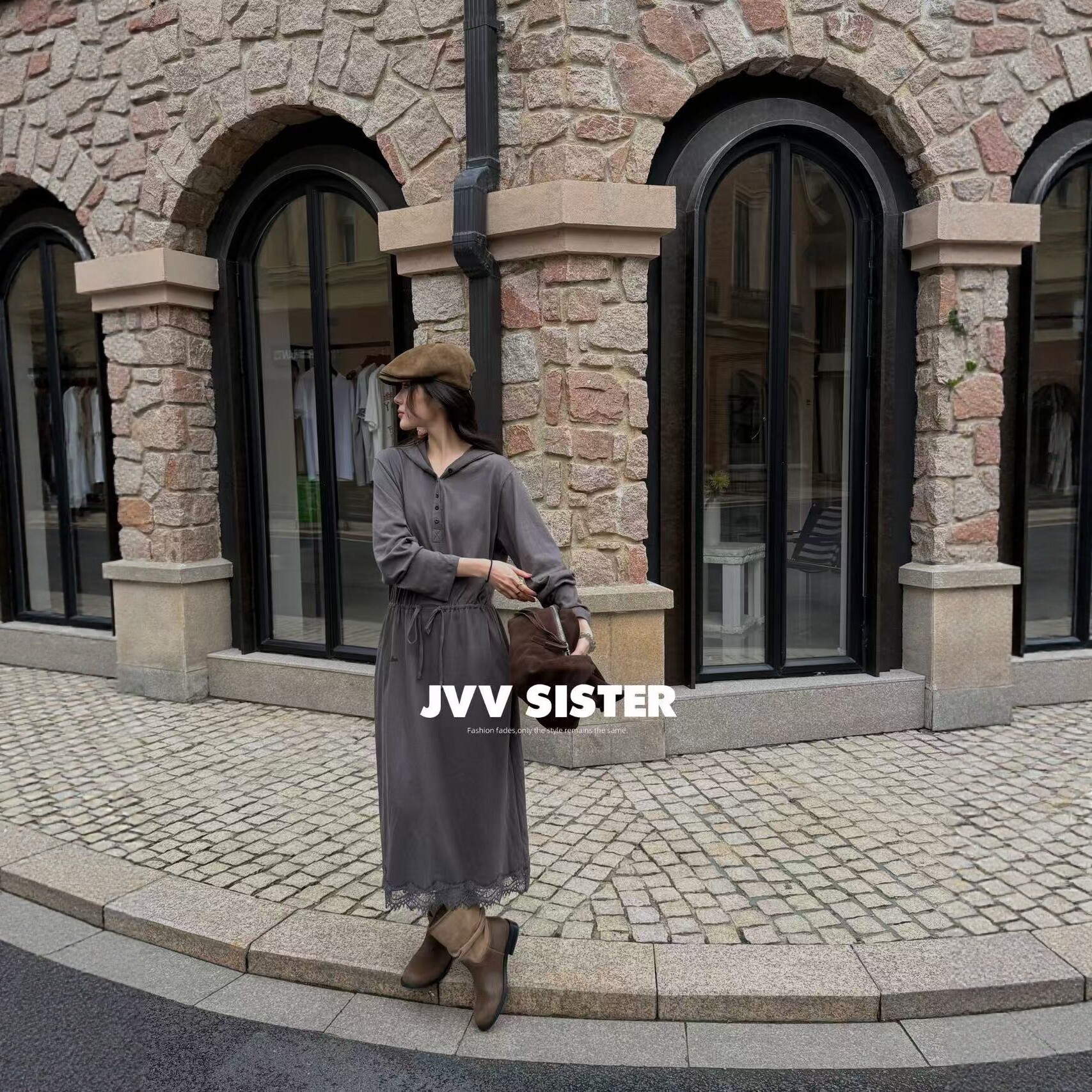 JVV十三行新款连帽抽绳长裙宽松显瘦蕾丝边连衣裙女91269