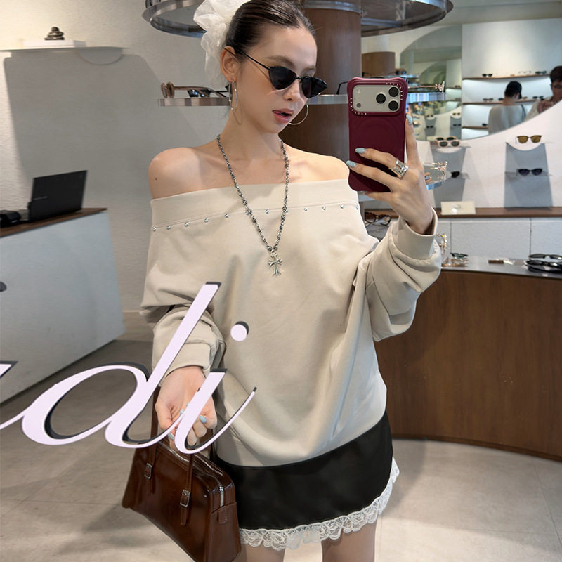 「 1.14 春夏新品 」  时髦铆钉薄料大版卫衣Y-26T031