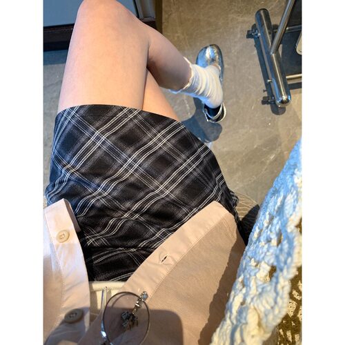秋季新款 韩系复古氛围感格纹高腰显瘦包臀直筒短裙 MQ1743