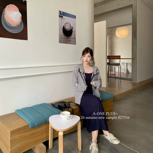 大码女装韩版休闲条纹连帽显瘦外套+吊带背心+半身裙三件套套装