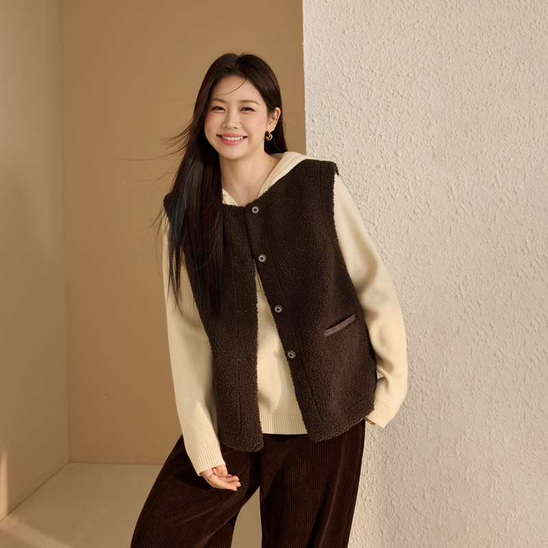 【保暖厚实马甲】纤莉秀大码女装时尚百搭叠穿外套胖mm2025冬新款