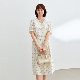 纤莉秀大码 女装 温柔风娃娃领小清新甜美碎花连衣裙胖mm夏季 新款