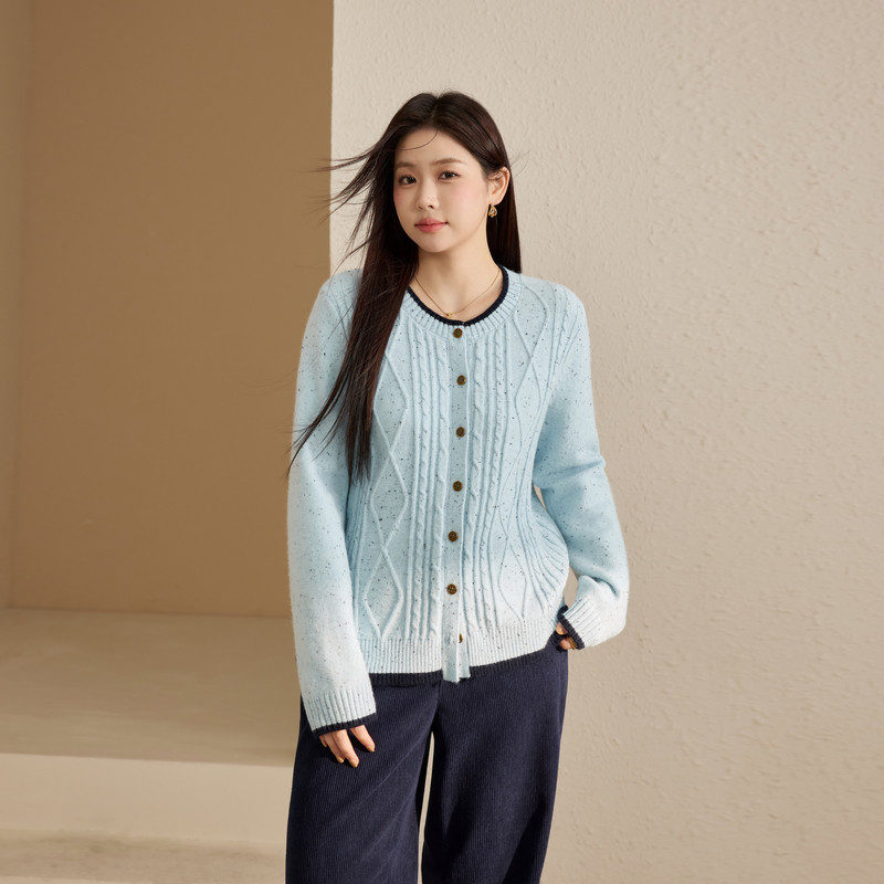 【重工花纱】立体绞花圆领软糯毛衣纤莉秀大码女装胖mm2025冬新款