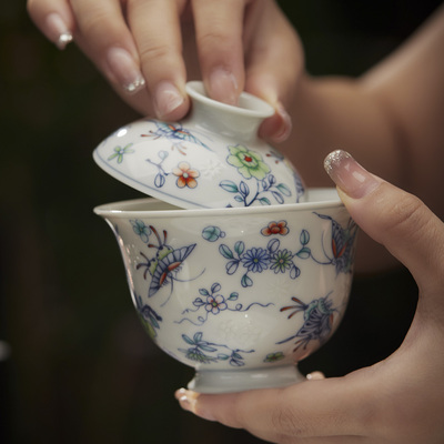 景德镇青花瓷盖碗茶杯陶瓷茶碗釉下岩茶盖碗茶碗釉下青花蝶恋盖碗