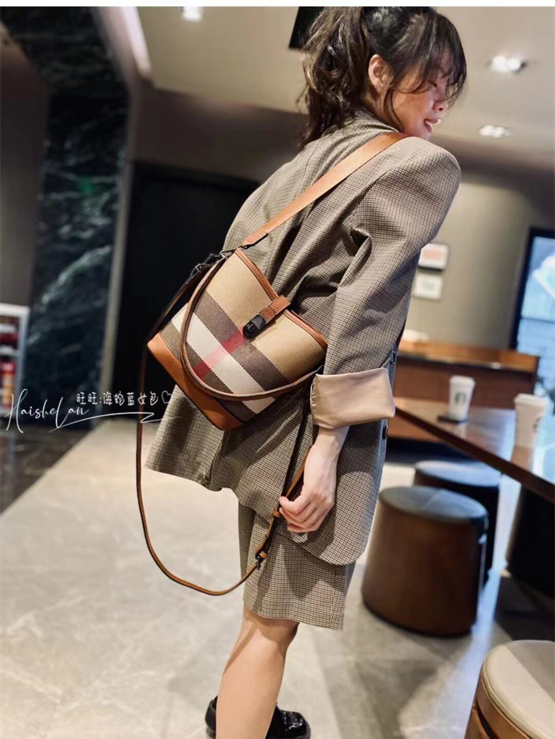 思尼莉莉家新款时尚格子水桶包女休闲高质感小众手提单肩斜挎8960