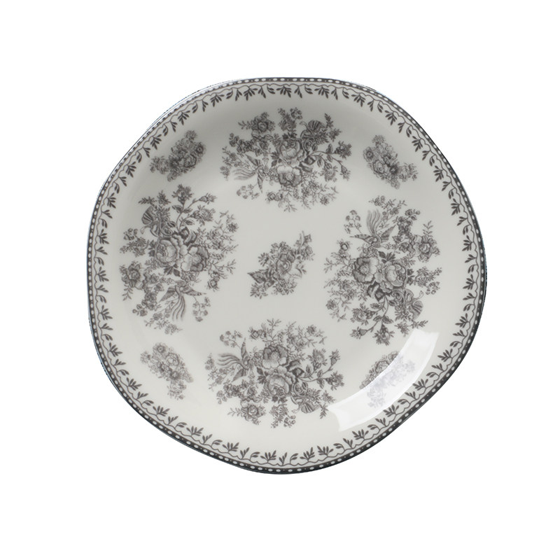 新骨瓷平盘釉下彩不规则灰色花卉