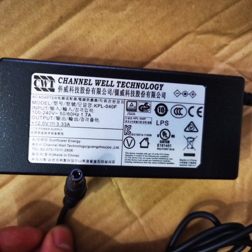 侨威12V3.33A电源供电器