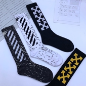 袜子男女条纹长袜潮ins嘻哈长筒篮球吸汗透气情侣袜潮韩版 2双 包邮