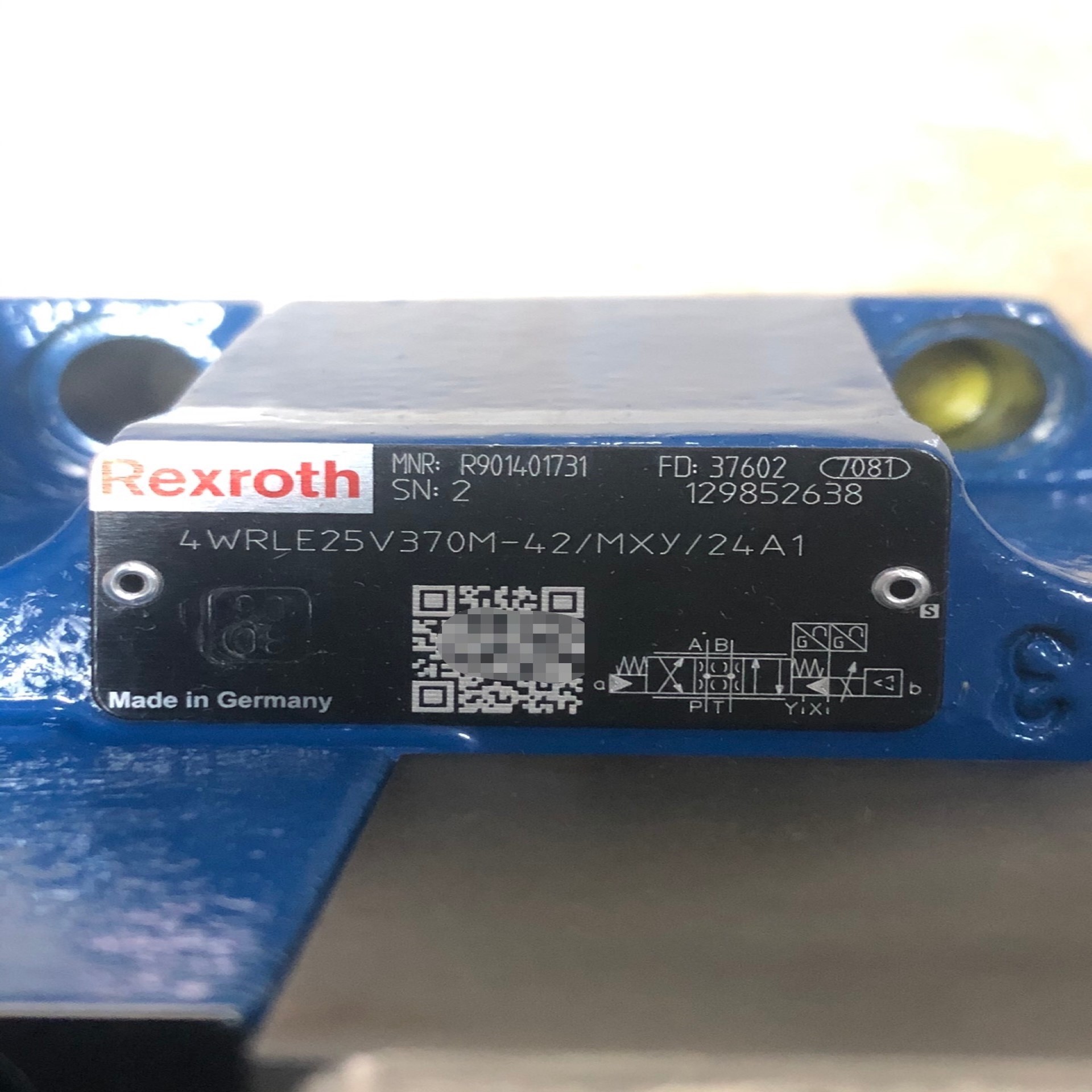 力士乐比例阀R901407131  4WRLE25V370M-42/MXY/24A1原装现货