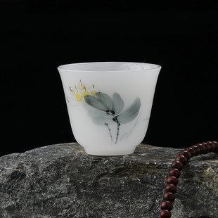 40ml手绘水墨荷花潮汕功夫茶茶具釉下彩高档茶杯冰种璞玉瓷单杯