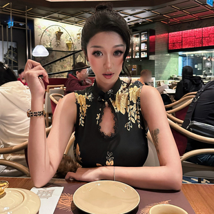 Kilonova新中式绑带露背开衩旗袍连衣裙烫金印花性感御姐风长裙