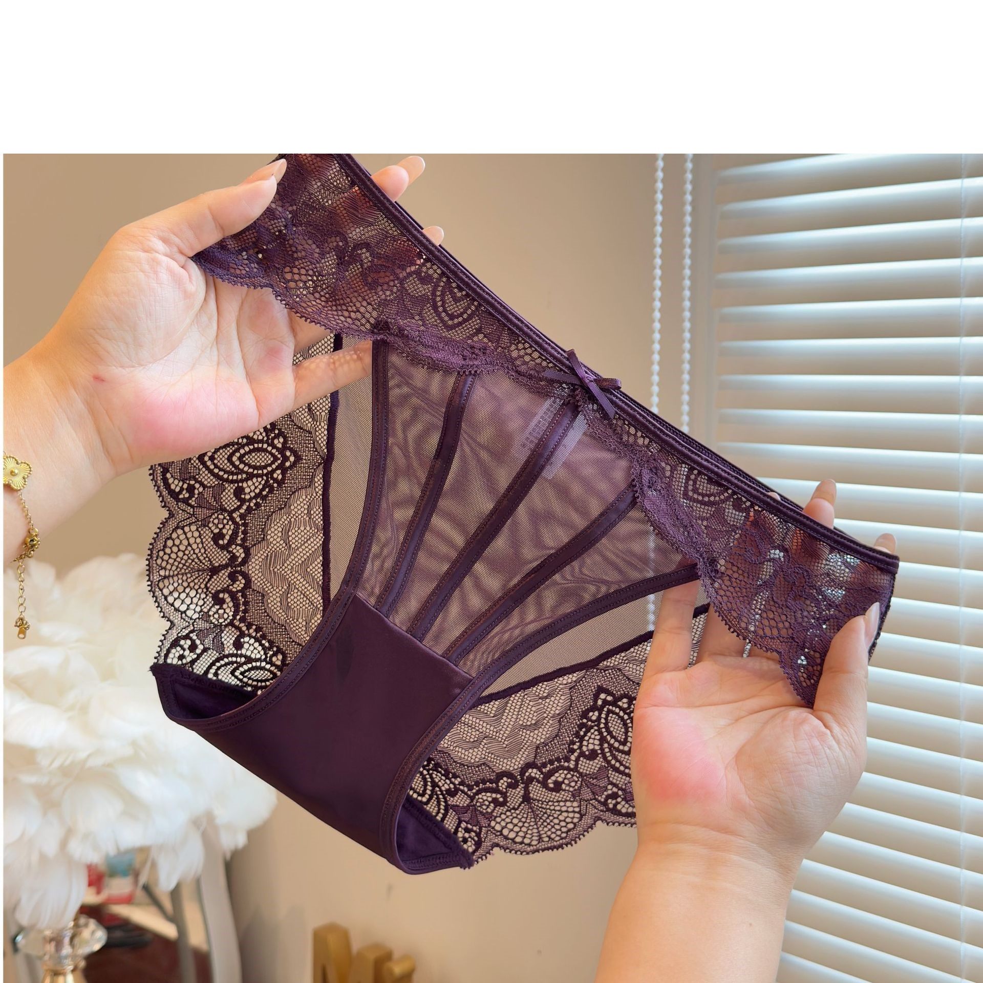 紫色新品2026早秋高端内裤女人火辣性感蕾丝时尚交叉黑色弹力镂空,女士内衣/男士内衣/家居服,女三角裤,淘宝优惠券,粉丝福利购,淘宝优惠卷