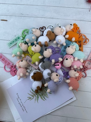 肖恩小羊挂件 包包挂饰成品 纯手工毛线钩织 （送钥匙扣）