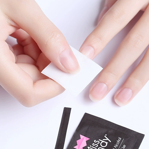 Miss Candy/糖果小姐 Очистка ногтей 75%содержание спирта Алкоголь.