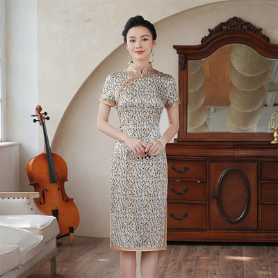 徐之行俏娘鱼2026新款戚薇同款婉芸凤禧荷言旗袍先生崔万志旗舰店