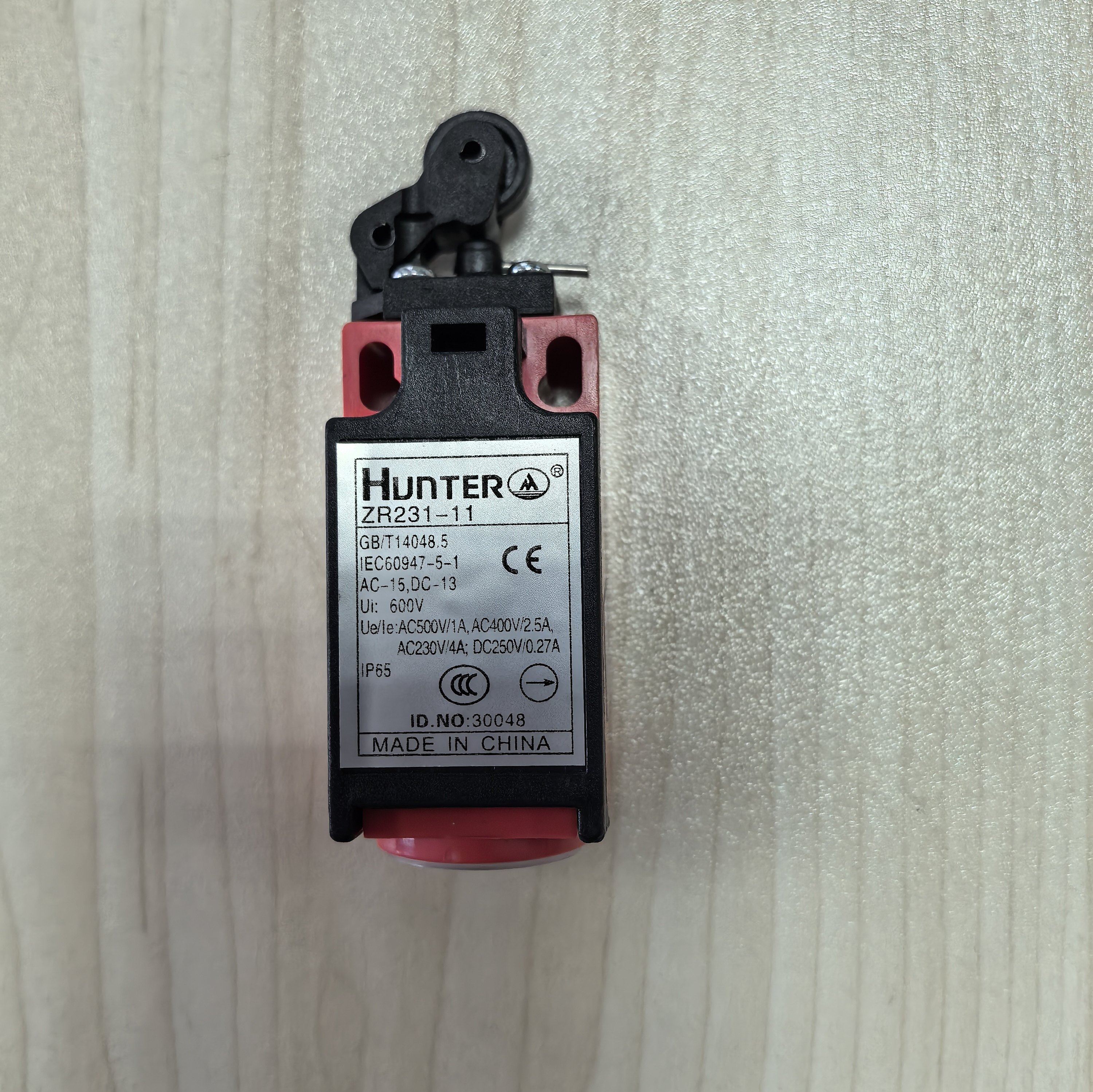 电梯缓冲器行程开关TR231-11/ZR231-11安全钳开关南通亨特,电子元器件市场,限位开关,淘宝优惠券,粉丝福利购,淘宝优惠卷