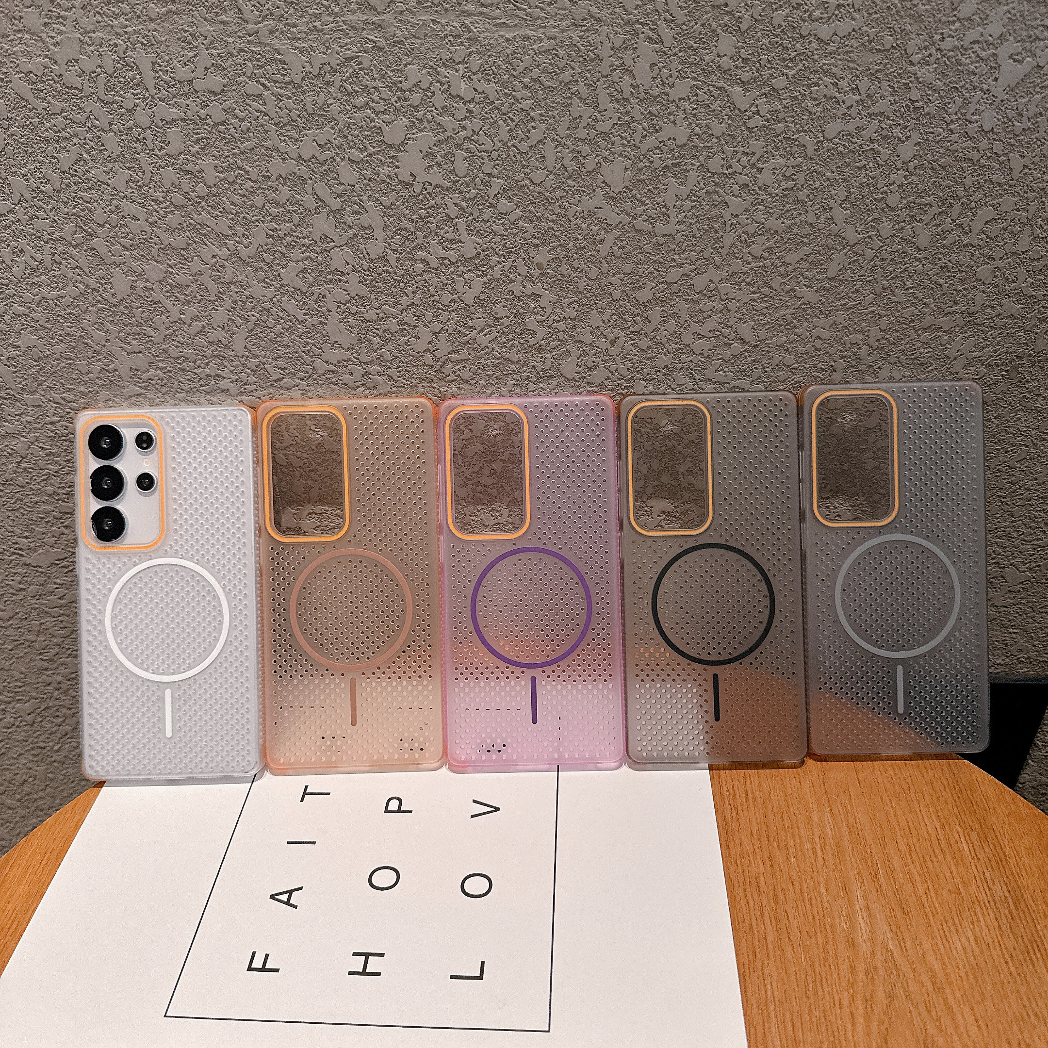 适用 三星S25ultra散热透气磁吸手机壳Galaxy透气全包S25plus高级感S24超薄PC夏季镂空magsafe防摔手机壳批发