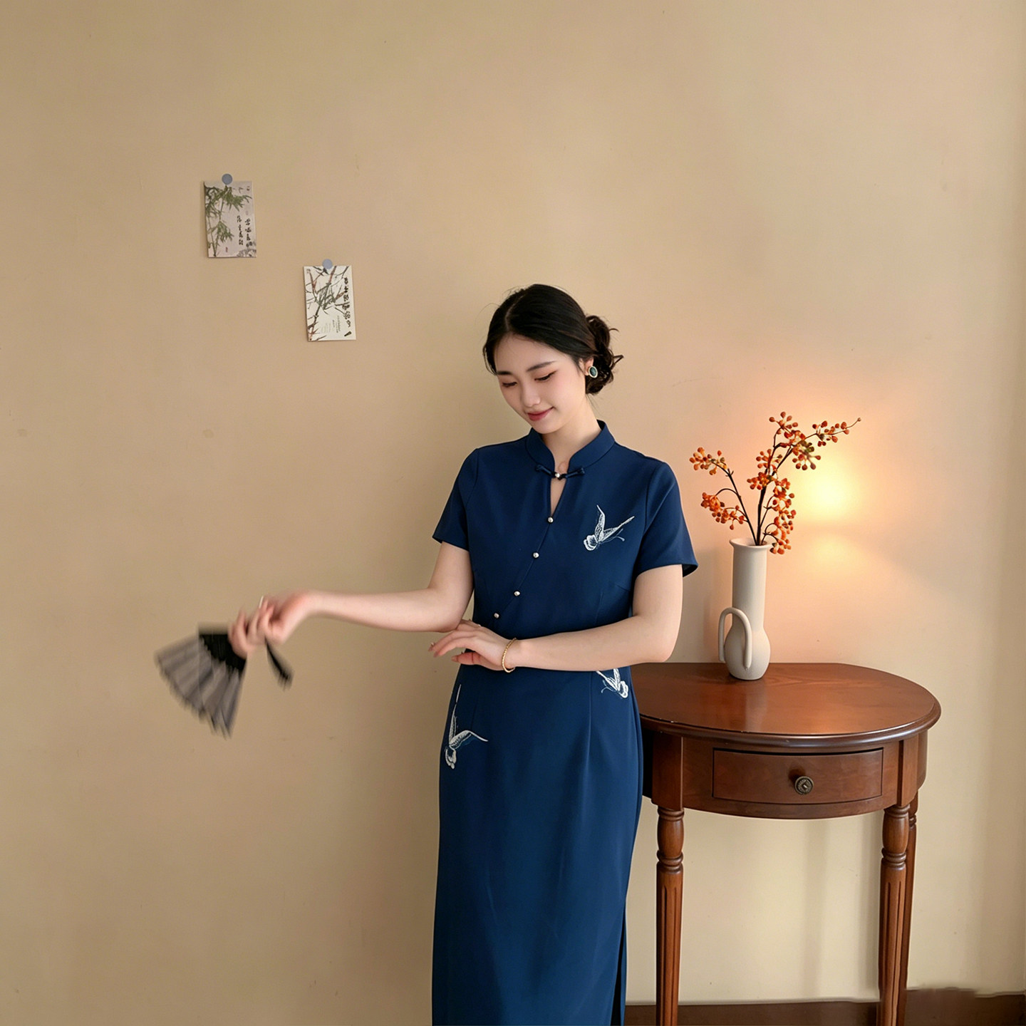 【自制款】蓝色显白新中式刺绣蝴蝶显瘦旗袍大码胖mm长裙