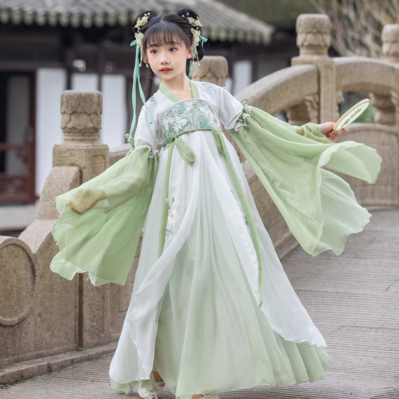 薄款春夏款女童超仙飘逸唐装汉服图片