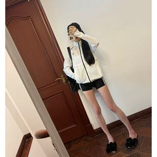 男女同款 MCHIC 功能性户外休闲运动外套 口碑线 店主自留