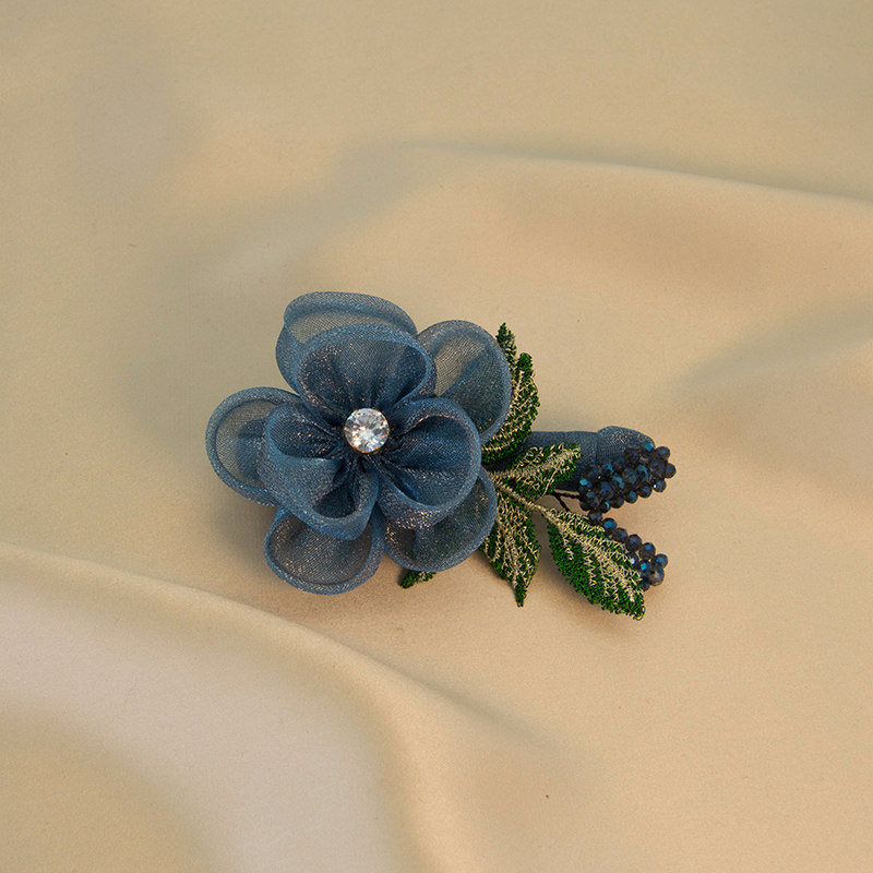 新中式刺绣山茶发夹可多用