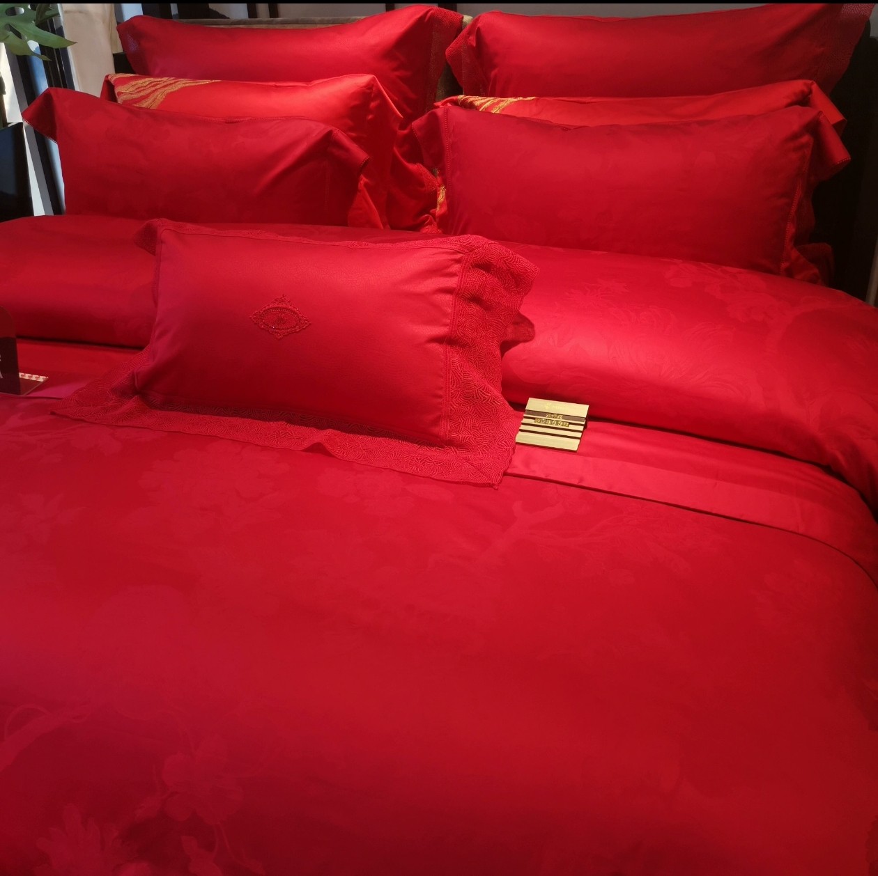 MINE/寐2024大红婚庆新品长绒棉提花蕾丝四件套专柜正品 诺尔花园,床上用品,婚庆床品套件,淘宝优惠券,粉丝福利购,淘宝优惠卷