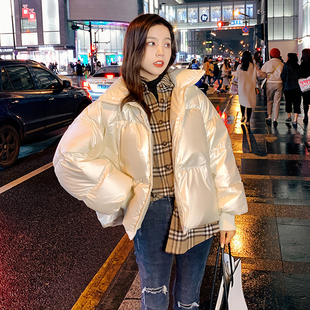 九成品翻新定制 一家三口亲子装 2025女士亮面免洗羽绒服大码 宽松版