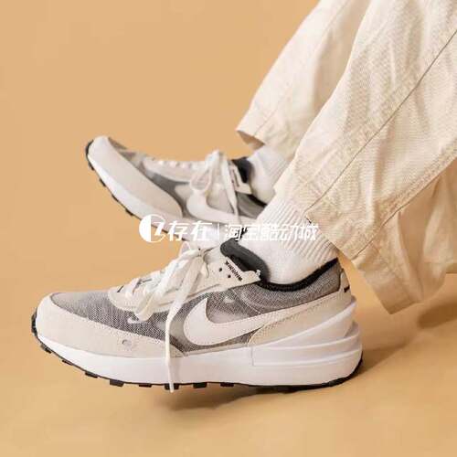 Nike/耐克透气轻便运动休闲鞋