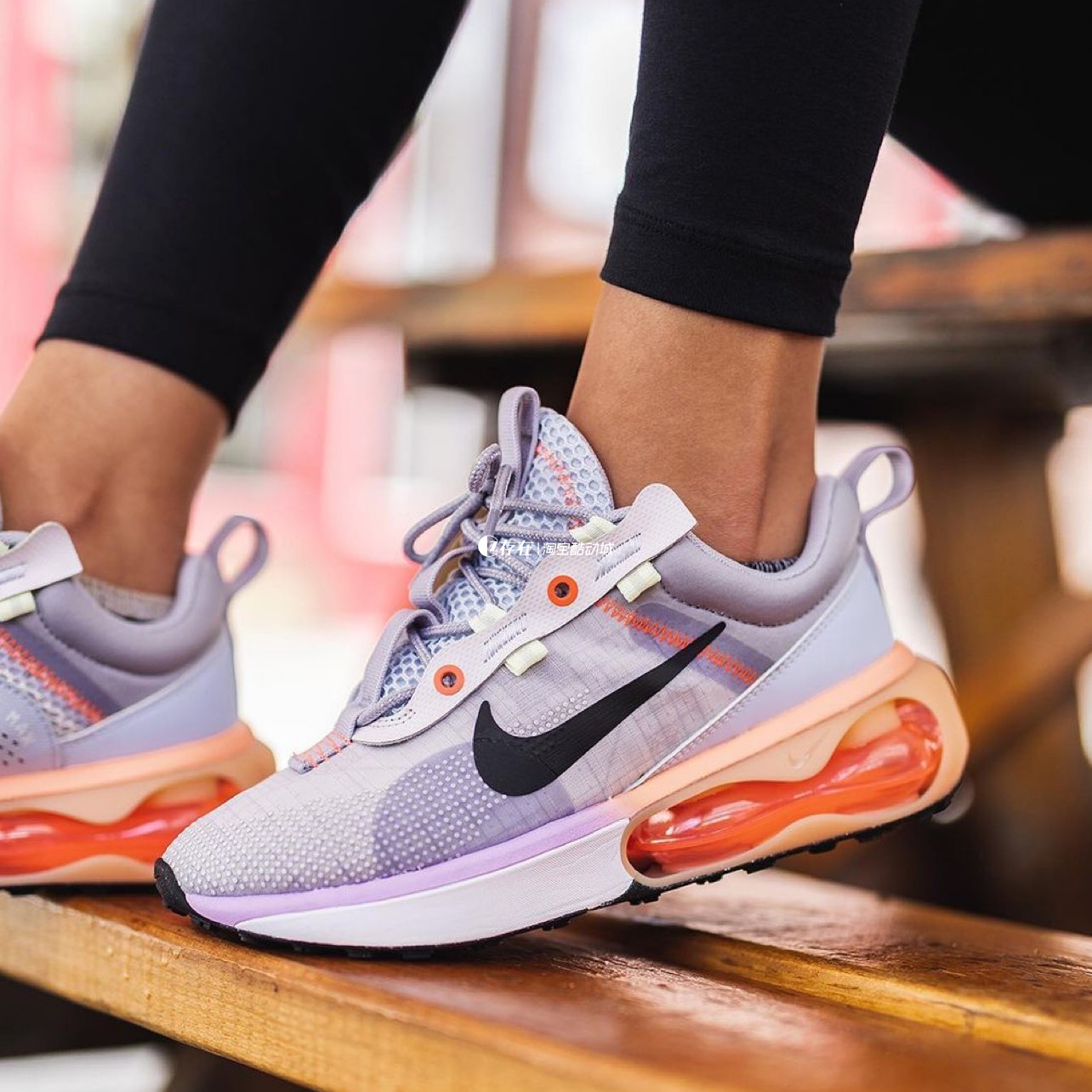 Nike/耐克轻便透气跑步鞋