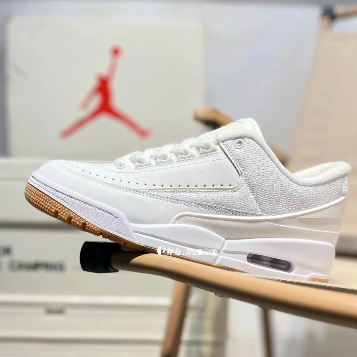 Air Jordan  2/3 男女低帮白色复古运动百搭休闲篮球鞋FZ4122-102