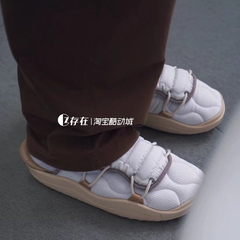 Nike/耐克运动休闲保暖棉拖鞋