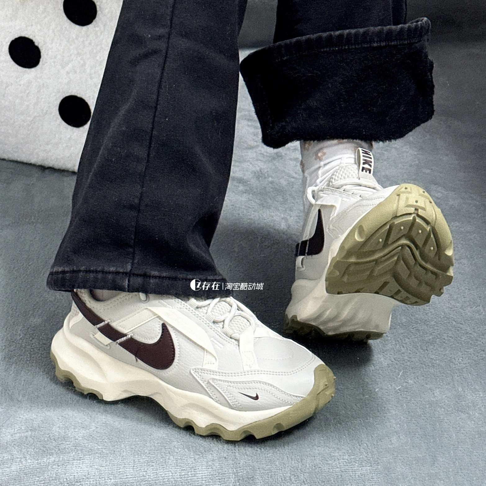 Nike/耐克 TC 7900 厚底老爹鞋复古运动休闲鞋跑步鞋 DD9682-100