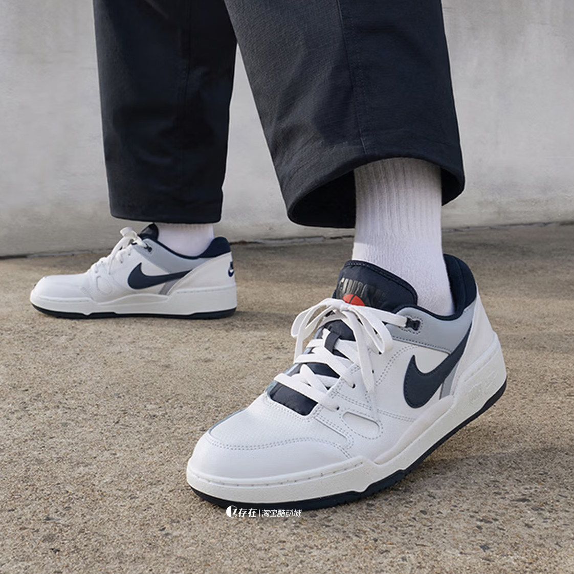 Nike/耐克 Full Force 潮流舒适低帮百搭运动休闲板鞋 FV5929-100