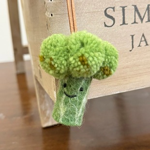 尼泊尔手工羊毛毡挂件车挂钥匙扣生日礼物包挂小众可爱西兰花