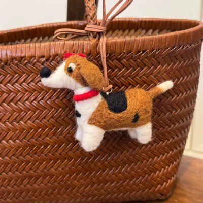 尼泊尔手工羊毛毡挂件车挂钥匙扣生日礼物包挂小众可爱小狗