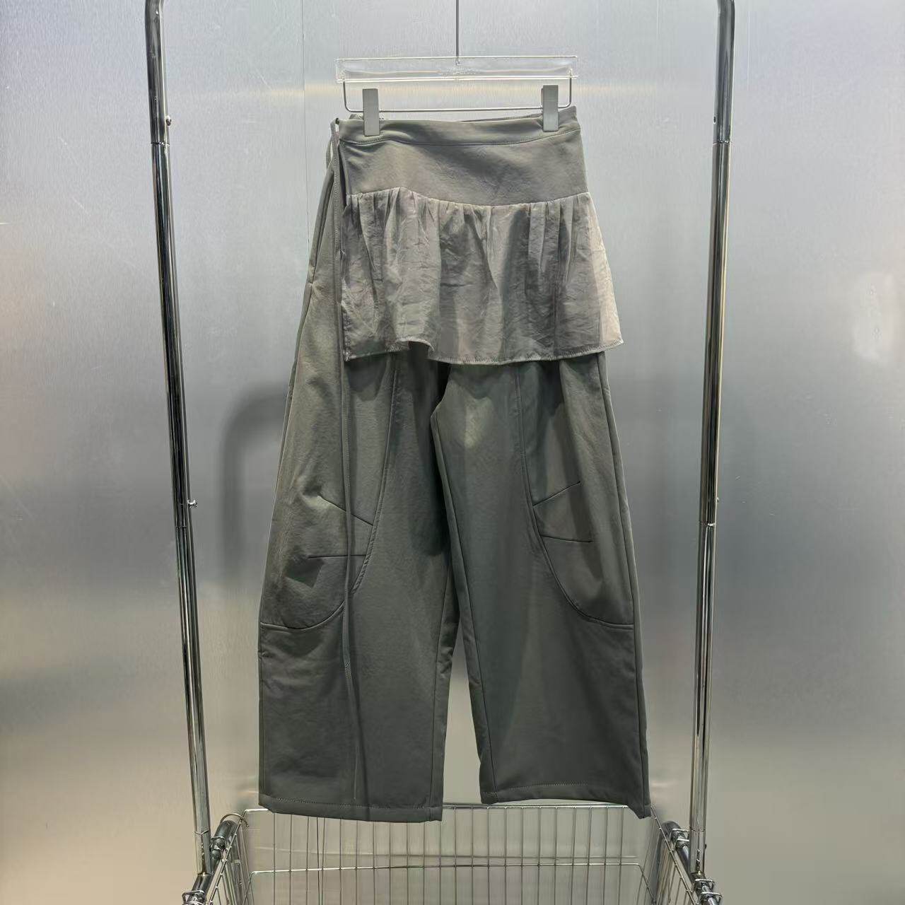 深圳南油2025冬季新款小众设计个性创意青春屁帘两件套加绒阔腿裤,女装/女士精品,休闲裤,淘宝优惠券,粉丝福利购,淘宝优惠卷