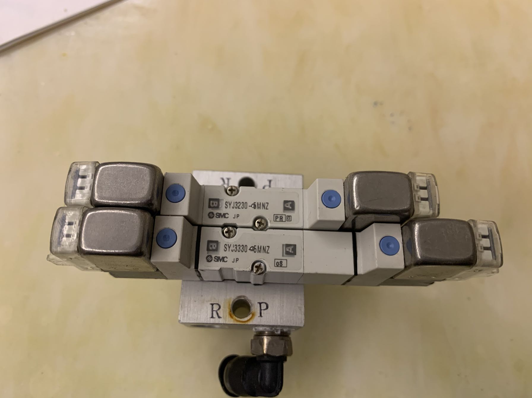 SMC SYJ3230-5MNZ SYJ3330 电磁阀 原装正品 进口9新