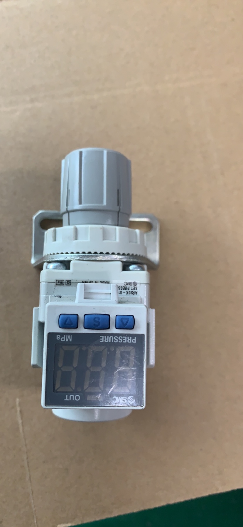 SMC AR20K-01BE1-B 调压阀 内置压力开关 原装正品