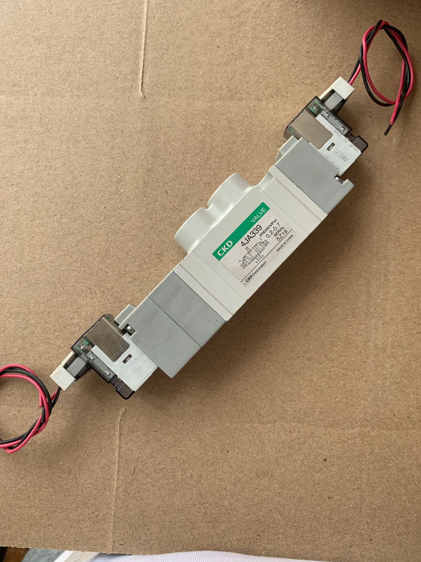 CKD 4JA339 电磁阀 原装正品 9新拆机