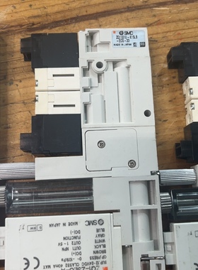 SMC ZQ1101U-K15LB-ECG-33 真空发生器 95新