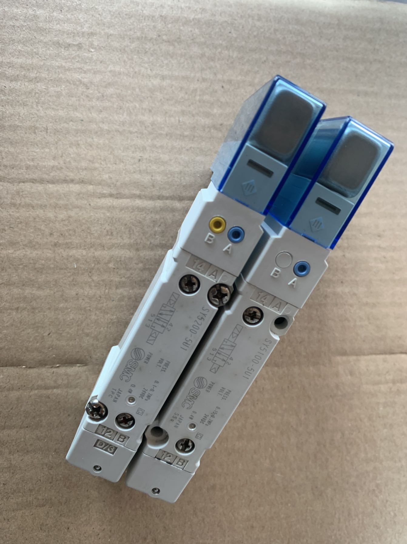 SMC SY5100-5U1 SY5200-5U1 电磁阀 原装正品 95新