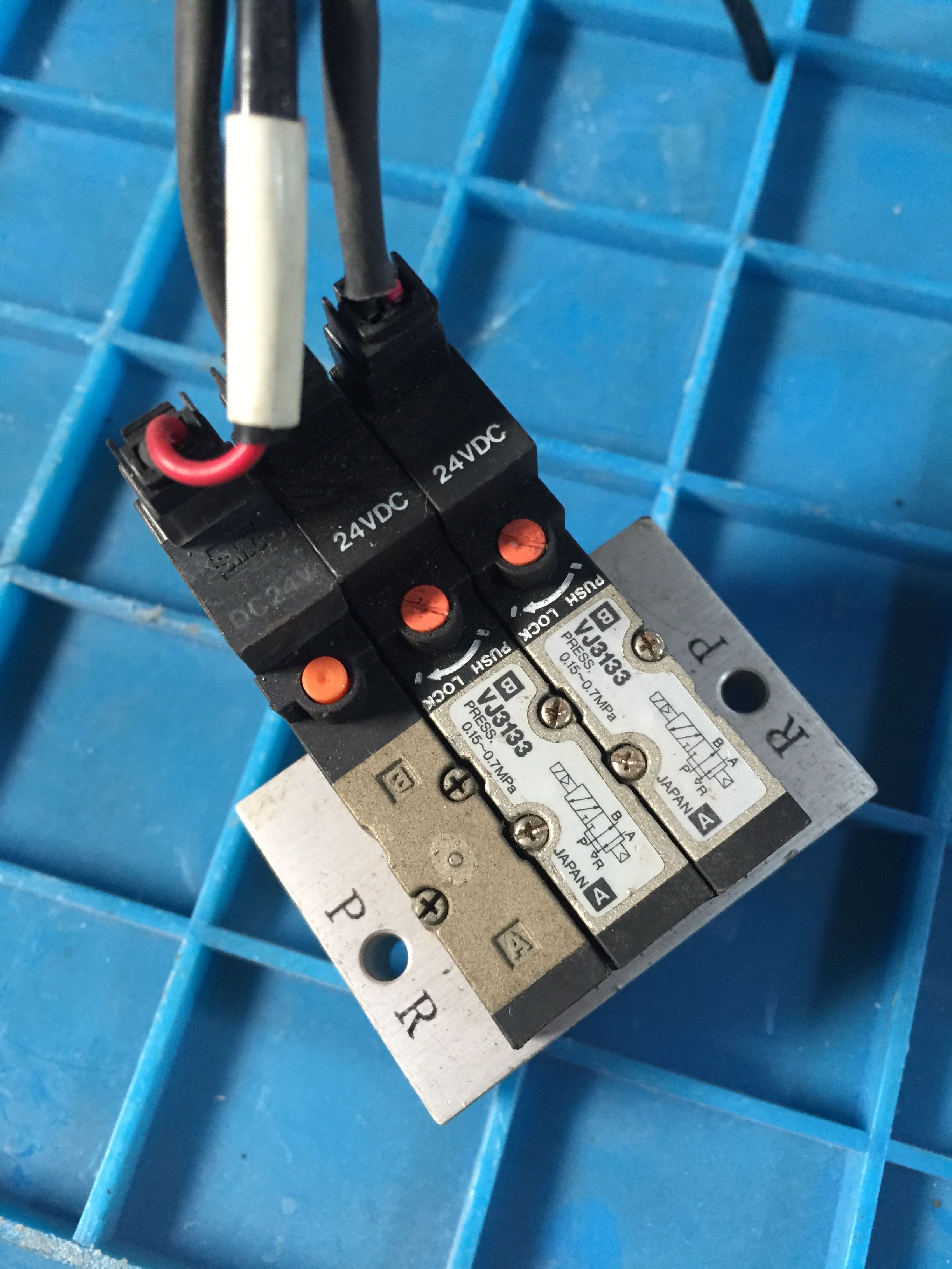 SMC VJ3133电磁阀 拆机件 原装正品