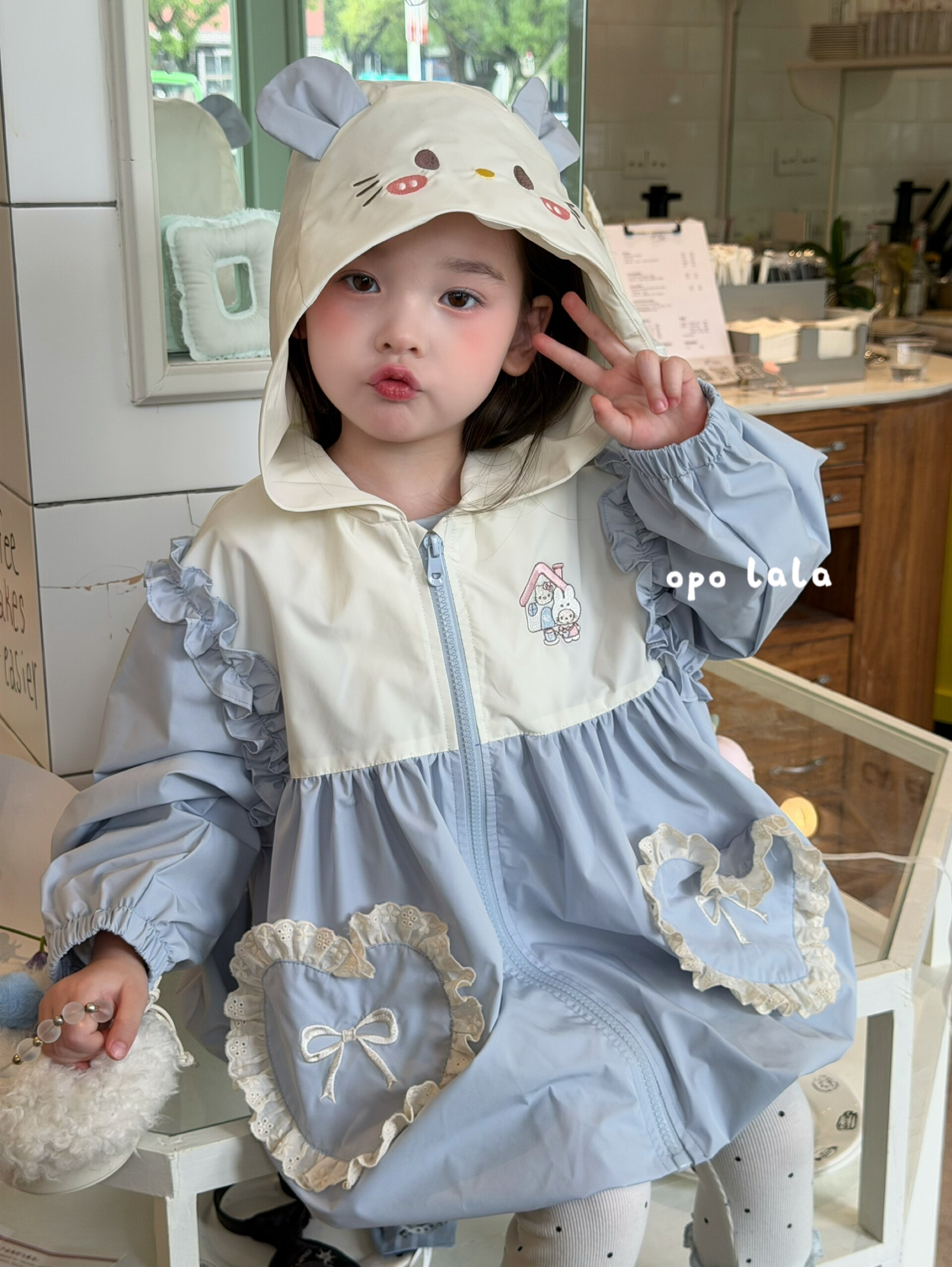 opolala90-130小童女童2026秋季新款韩版蓝色花边连帽风衣外套